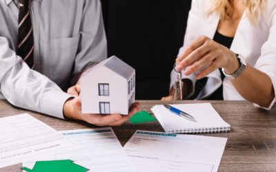 Gestor Hipotecario vs. Agente Inmobiliario: Elige el profesional correcto para comprar vivienda